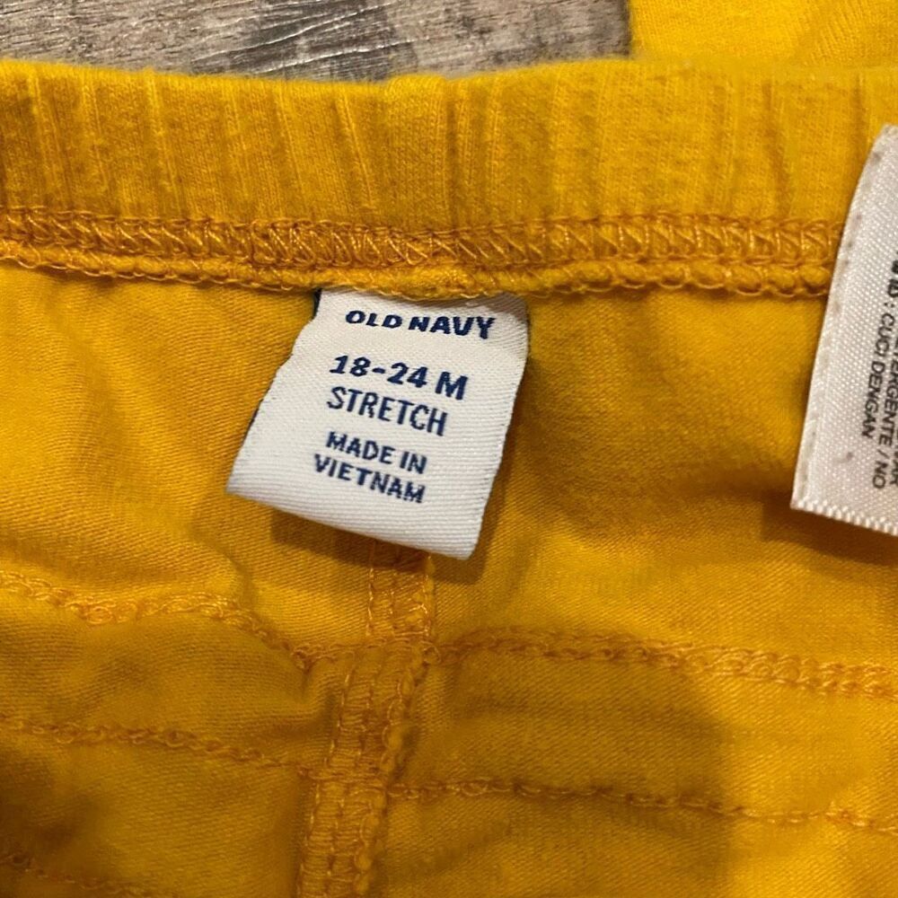 Old Navy Pants Bundle Set of 3 Size 18-24 Months - Picture 6 of 7